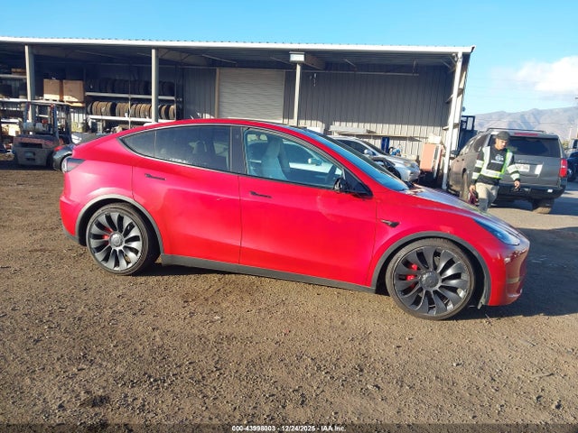 Продажа на аукционе авто 2023 Tesla Model Y Performance Dual Motor All-wheel Drive, vin: 7SAYGDEF5PF776917, номер лота: 43998003