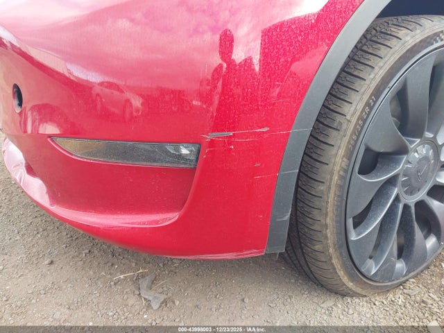Продажа на аукционе авто 2023 Tesla Model Y Performance Dual Motor All-wheel Drive, vin: 7SAYGDEF5PF776917, номер лота: 43998003