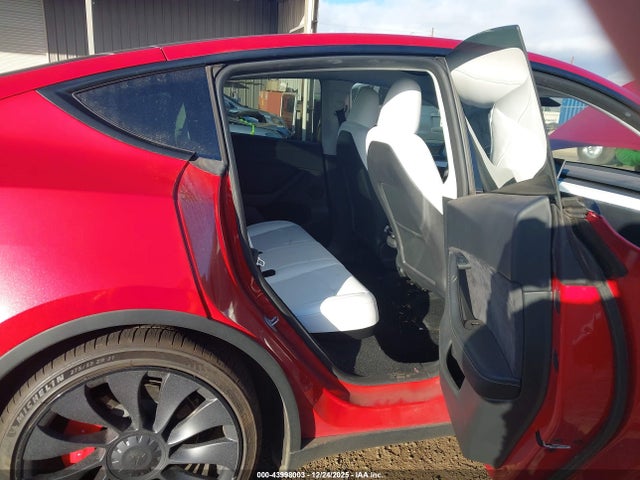 2023 TESLA MODEL Y 7SAYGDEF5PF776917 Photo 7