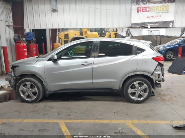 3CZRU5H35HM715835 Honda HR-V LX