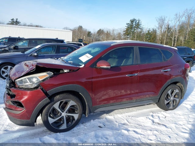 KM8J3CA24HU342578 Hyundai Tucson Sport