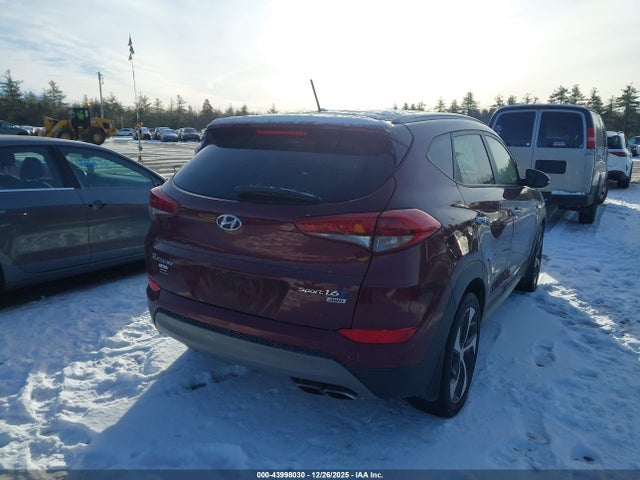 KM8J3CA24HU342578 Hyundai Tucson Sport