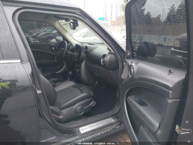 2016 MINI COUNTRYMAN WMWZC3C51GWT10167 Photo 4