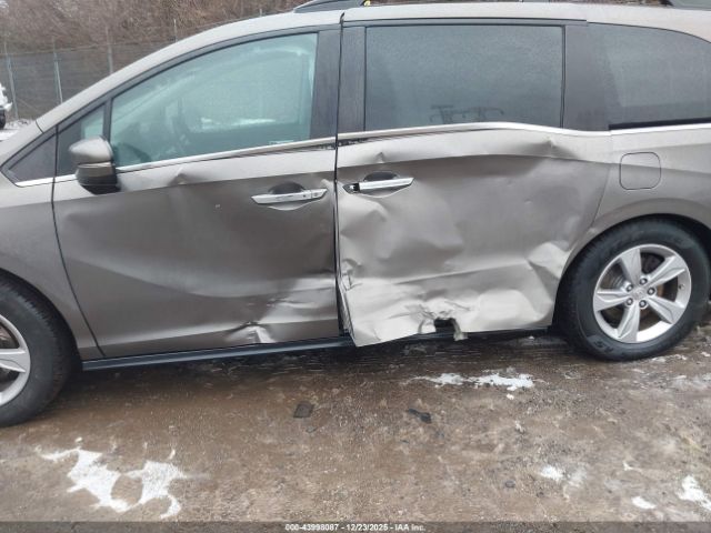 2018 HONDA ODYSSEY 5FNRL6H76JB054120 Photo 5