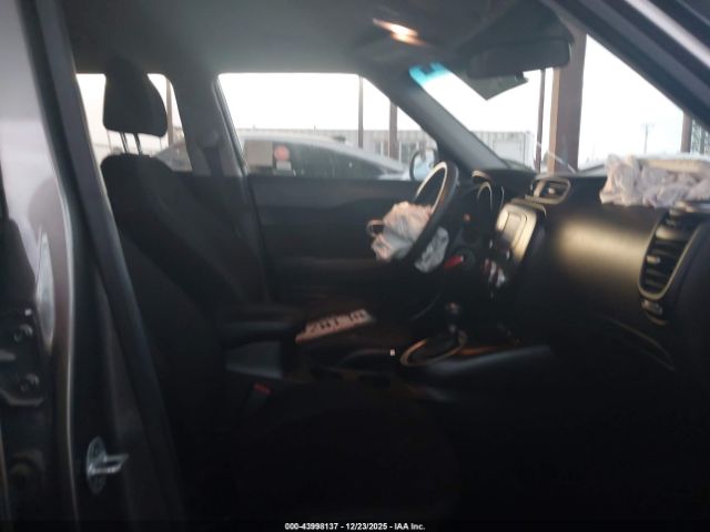 2019 KIA SOUL KNDJN2A29K7020081 Photo 4
