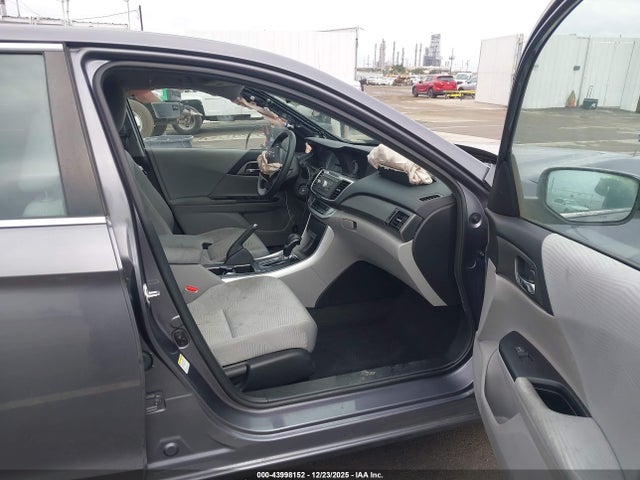 Honda ACCORD LX 2015 1HGCR2F38FA217090 Image 5