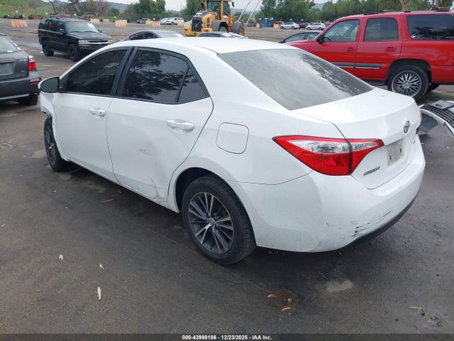 Toyota Corolla Le Plus 2016 5YFBURHE9GP523471 Image 3