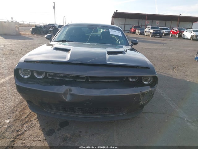 43998194 :رقم المزاد ، 2C3CDZAG2NH263566 vin ، 2022 Dodge Challenger Sxt مزاد بيع
