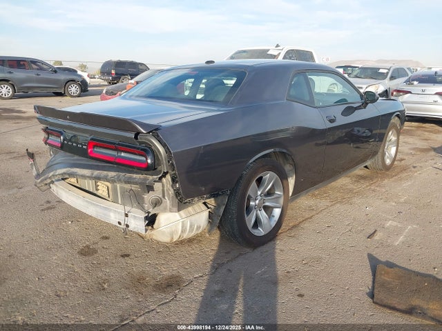 43998194 :رقم المزاد ، 2C3CDZAG2NH263566 vin ، 2022 Dodge Challenger Sxt مزاد بيع