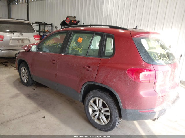 WVGBV7AX3GW042115 Volkswagen TIGUAN S