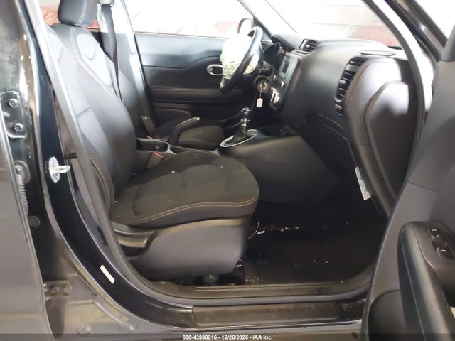 2016 KIA SOUL KNDJN2A27G7292331 Photo 4
