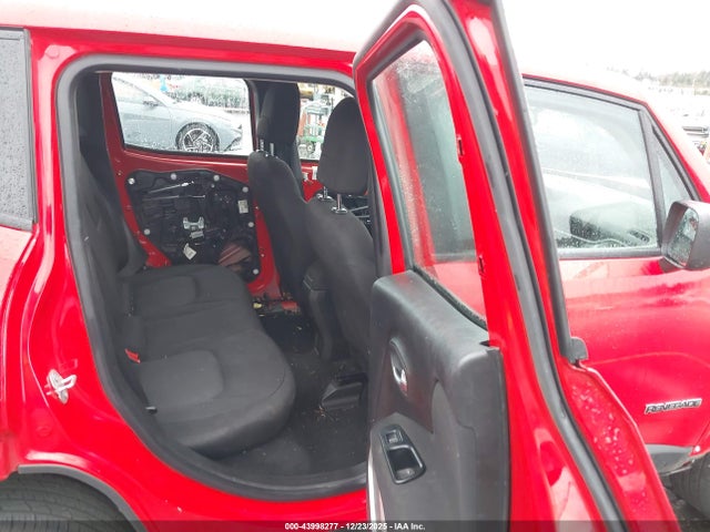 ZACNJBAB5KPJ76146 Jeep Renegade Sport 4x4