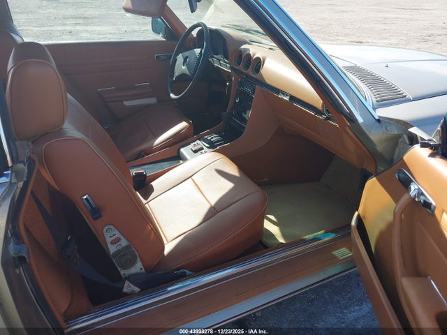 43998278 :رقم المزاد ، 10704412029091 vin ، 1976 Mercedes-benz 450 Sl مزاد بيع