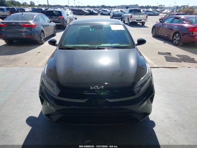 2024 Kia Forte Lxs მანქანა იყიდება აუქციონზე, vin: 3KPF24AD9RE781487, აუქციონის ნომერი: 43998329