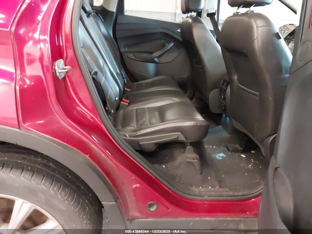 1FMCU9J96HUA51098 Ford Escape Titanium