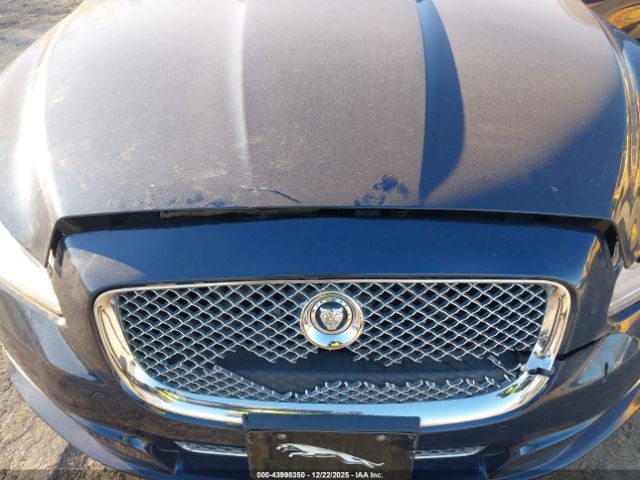 2011 JAGUAR XJ SAJWA1CB5BLV04704 Photo 9