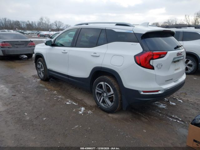 2019 GMC TERRAIN 3GKALVEV4KL106068 Photo 2
