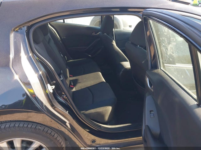 3MZBM1L70EM109488 Mazda Mazda3 I Touring