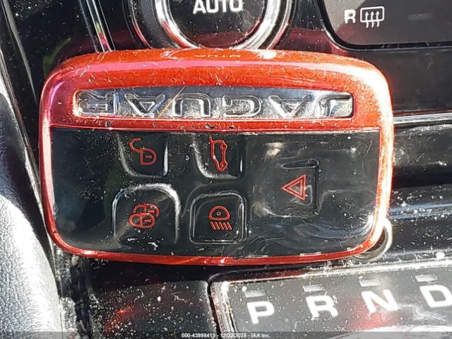 2016 JAGUAR XJ SAJWJ1CD3G8V94012 Photo 10