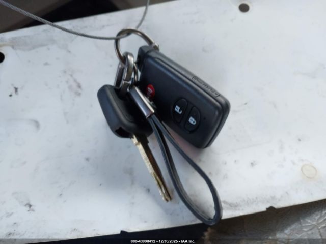 2014 TOYOTA PRIUS V JTDZN3EU4E3330722 Photo 10