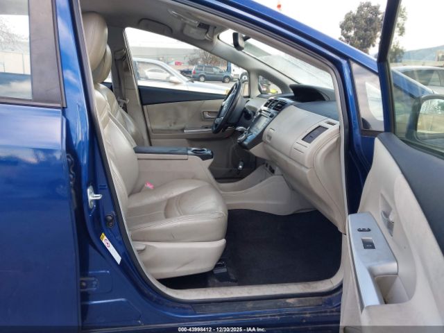 2014 TOYOTA PRIUS V JTDZN3EU4E3330722 Photo 4