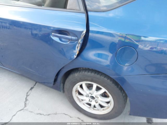 2014 TOYOTA PRIUS V JTDZN3EU4E3330722 Photo 5