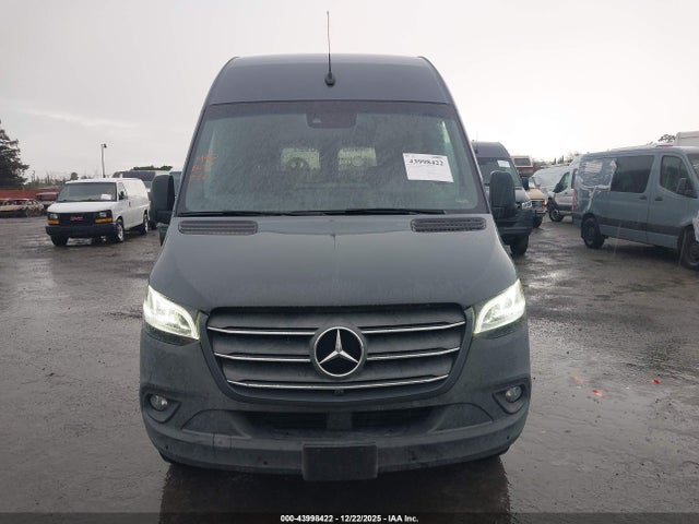 W1W4DBHY0MT044911 Mercedes-Benz Sprinter 2500 Standard Roof I4 Diesel