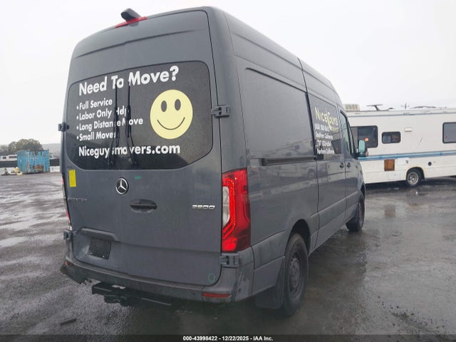 W1W4DBHY0MT044911 Mercedes-Benz Sprinter 2500 Standard Roof I4 Diesel