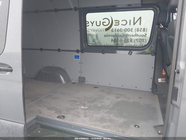 W1W4DBHY0MT044911 Mercedes-Benz Sprinter 2500 Standard Roof I4 Diesel