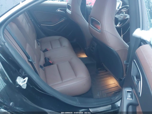 2015 MERCEDES-BENZ CLA 250 WDDSJ4GB1FN264768 Photo 7