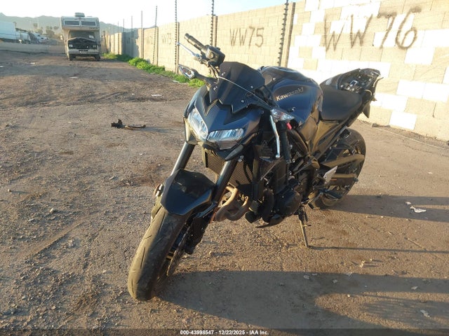 2022 KAWASAKI ZR900 JKAZR2F19NA035222 Photo 1