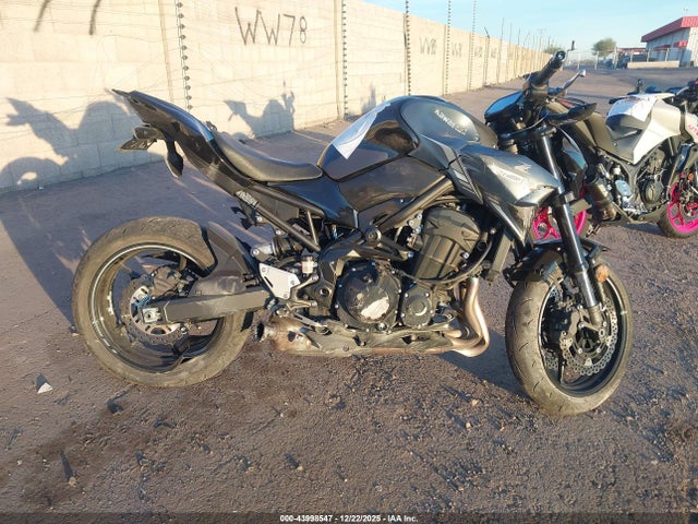JKAZR2F19NA035222 Kawasaki ZR900