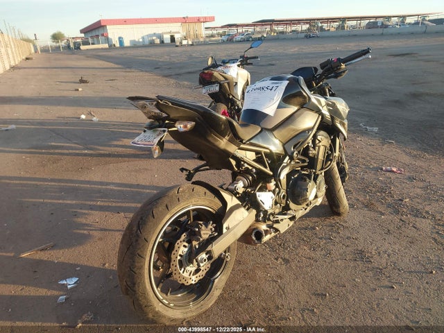 2022 KAWASAKI ZR900 JKAZR2F19NA035222 Photo 3