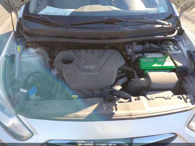 Продажа на аукционе авто 2014 Hyundai Accent Gls, vin: KMHCT4AE3EU675116, номер лота: 43998565