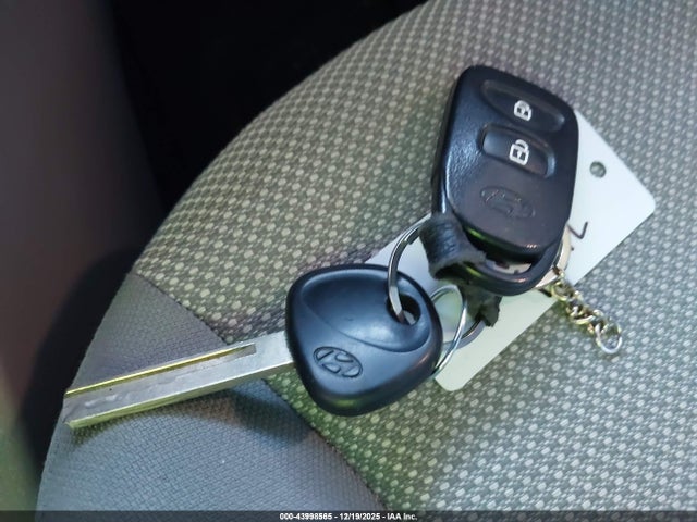Продажа на аукционе авто 2014 Hyundai Accent Gls, vin: KMHCT4AE3EU675116, номер лота: 43998565