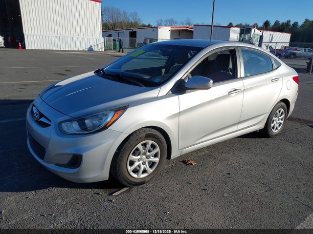 Продажа на аукционе авто 2014 Hyundai Accent Gls, vin: KMHCT4AE3EU675116, номер лота: 43998565
