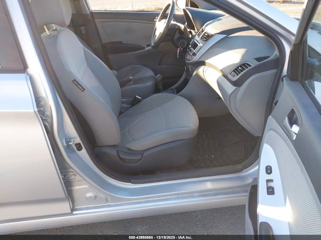 Продажа на аукционе авто 2014 Hyundai Accent Gls, vin: KMHCT4AE3EU675116, номер лота: 43998565