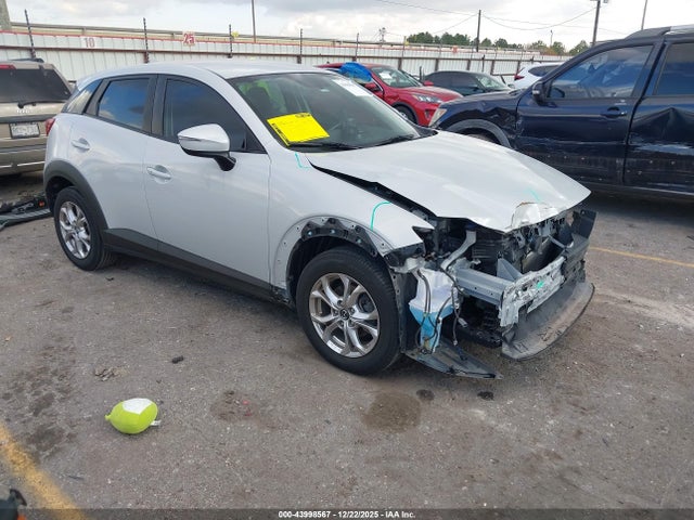 2016 MAZDA CX-3 JM1DKBC73G0126329