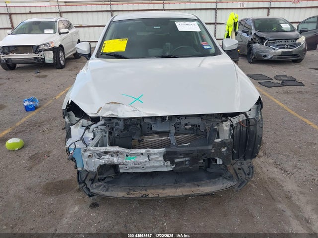 2016 MAZDA CX-3 JM1DKBC73G0126329 Photo 5