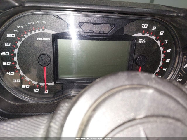 43998588 :رقم المزاد ، 4XARRU998K8893729 vin ، 2019 Polaris Ranger Xp 1000 Eps Northstar Hvac Edition مزاد بيع