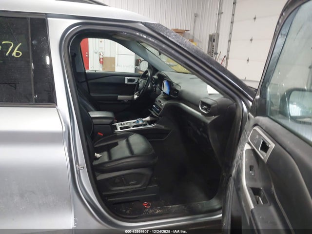 2022 FORD EXPLORER 1FMSK8DH9NGC17865 Photo 4