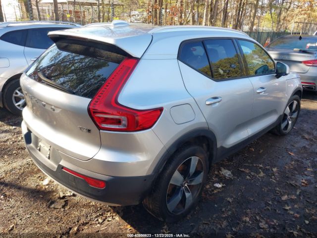2019 VOLVO XC40 YV4162XZ2K2007667 Photo 3
