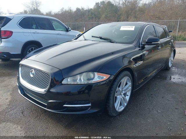 2012 JAGUAR XJ SAJWA2GB2CLV24457 Photo 1