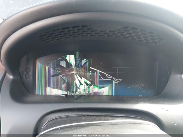 2012 JAGUAR XJ SAJWA2GB2CLV24457 Photo 6