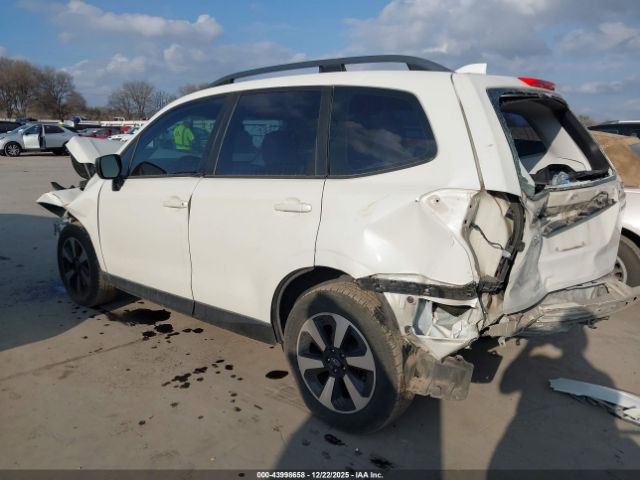 2018 SUBARU FORESTER JF2SJABCXJH447829 Photo 2