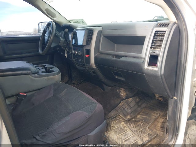 Продажа на аукционе авто 2014 Ram 3500 Tradesman, vin: 3C63R3GL4EG176287, номер лота: 43998660