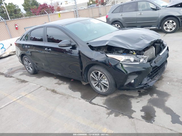 KIA Forte Lxs 2023 3KPF24AD6PE626439 zdjęcie główne