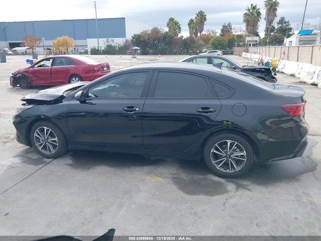 KIA Forte Lxs 2023 3KPF24AD6PE626439 Image 14