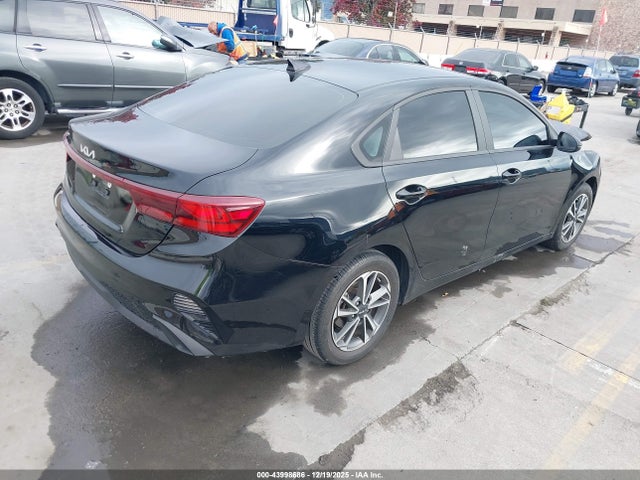 KIA Forte Lxs 2023 3KPF24AD6PE626439 Image 4