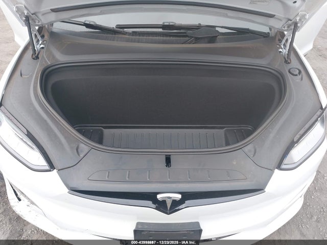 2023 TESLA MODEL X 7SAXCBE6XPF404940 Photo 9